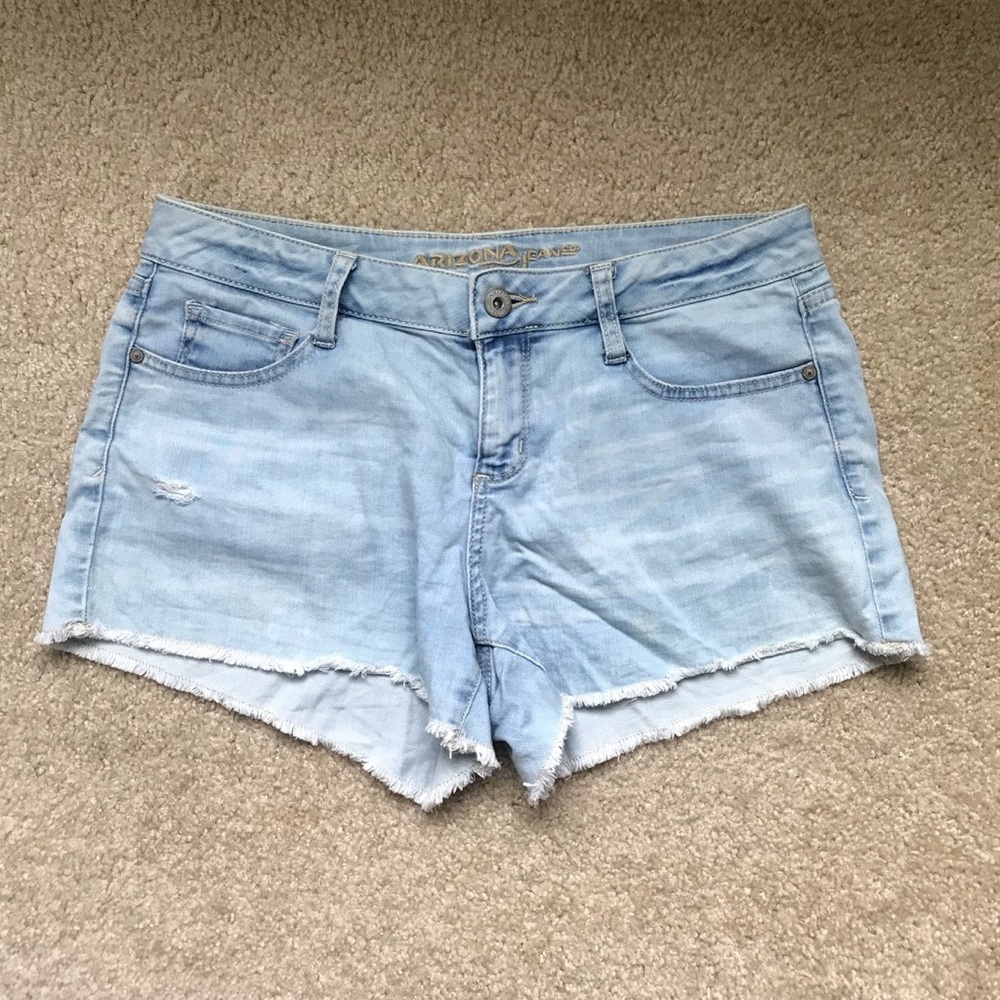 Light wash shorts